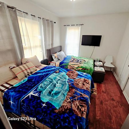 Divine Villa & Resorts Guest House - 283 Lehigh Ave Newark Bagian luar foto