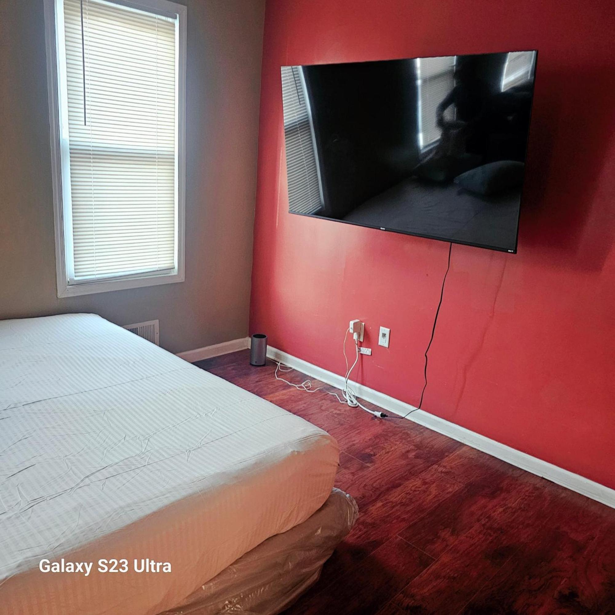 Divine Villa & Resorts Guest House - 283 Lehigh Ave Newark Bagian luar foto