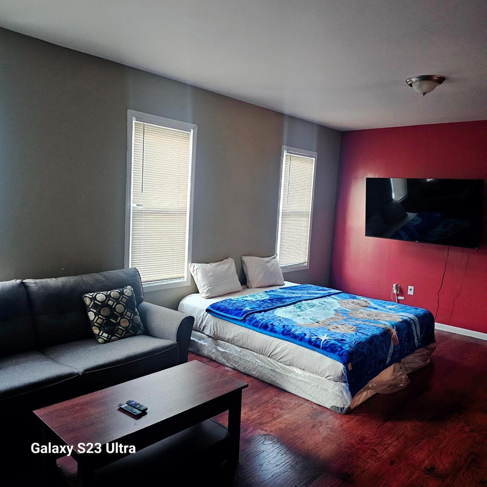 Divine Villa & Resorts Guest House - 283 Lehigh Ave Newark Bagian luar foto