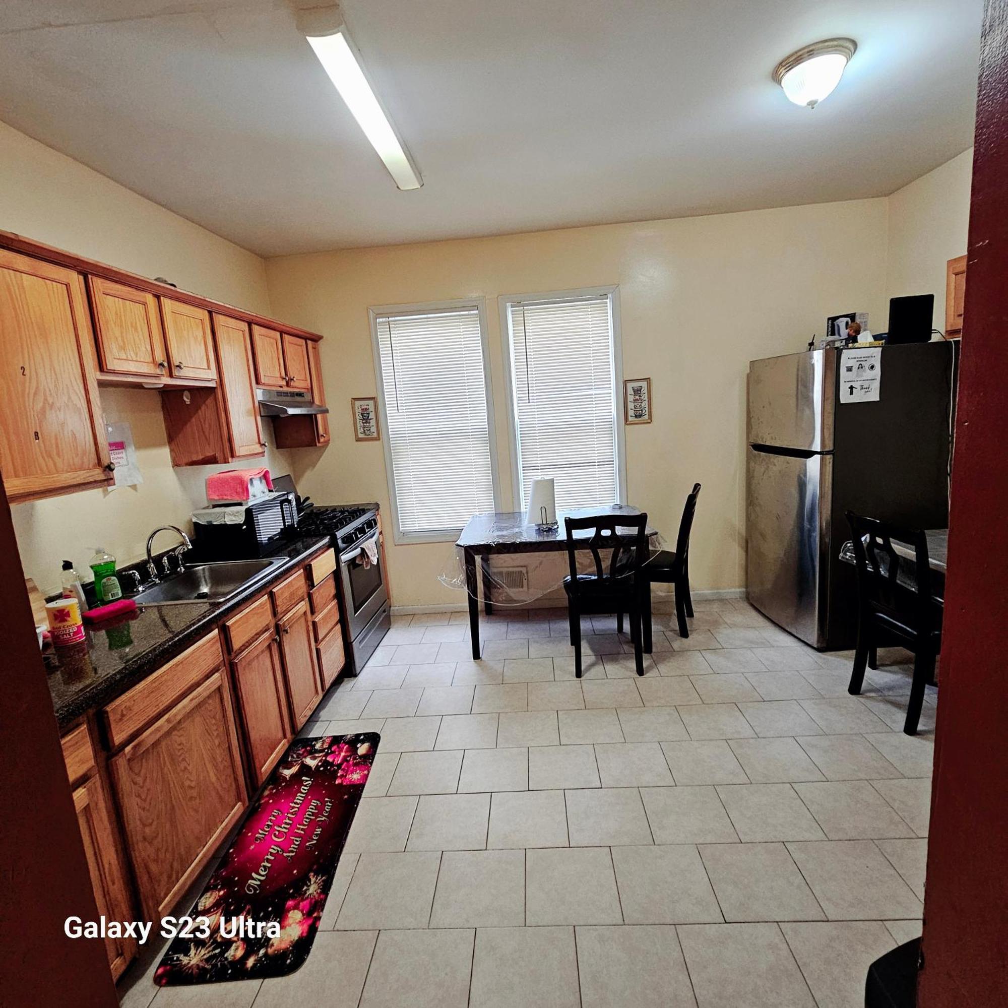 Divine Villa & Resorts Guest House - 283 Lehigh Ave Newark Bagian luar foto